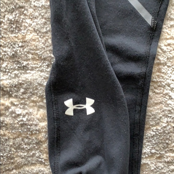 Under armour sweater and leggings bundle - Picture 3 of 5